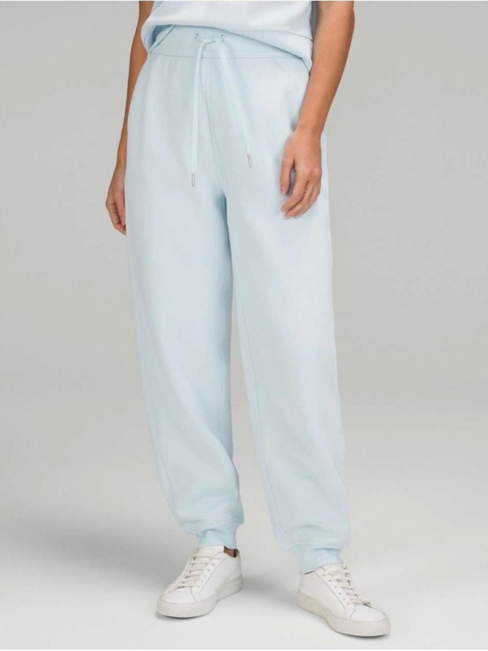 Lululemon Women’s Scuba Relaxed-Fit High-Rise Joggers